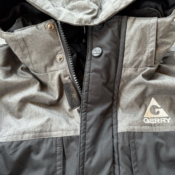 2-in-1 Gerry’s Youth Jacket. Size Medium (10-12) Preowned/Good Condition. - Picture 8 of 16